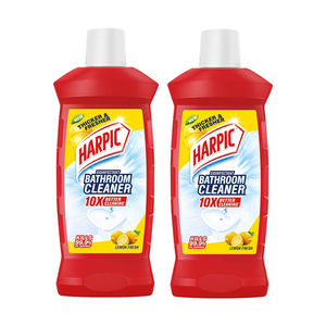 Harpic Bathroom Cleaner Liquid - Lemon, Removes Bathroom Stains