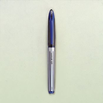 Uniball Uba-188-L Air Roller Ball Pen (Blue Ink Blister)