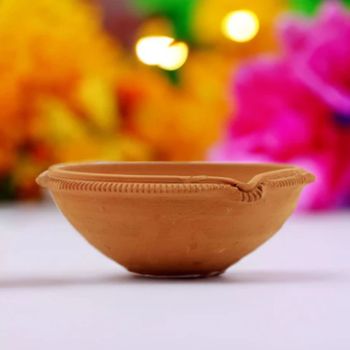 Jai Kashi Handcrafted Mitti/Clay Diya (Large) - 4 Inch