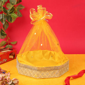 Festvista 10 x 10 Ich Sqaure Gift Basket Cream With Yellow Net