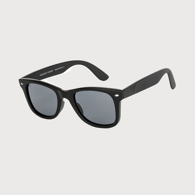 Unisex Polycarbonate Wayfarer Sunglasses | Black - L
