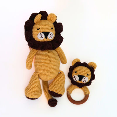 The Kalaa Store Handcrafted Lion Hamper