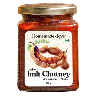 Imli Chutney With Cashews And Raisins