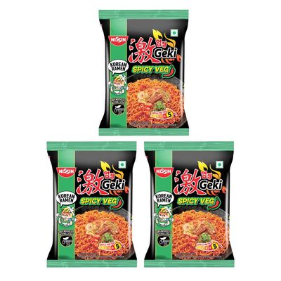 Hot and Spicy Korean Veg Flavoured Ramen Instant Noodles Combo
