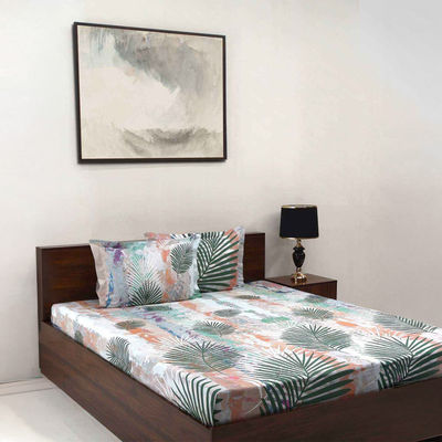Fantasque 180 TC 100% Cotton Green Super King Size Bedsheet with 2 Pillow Covers