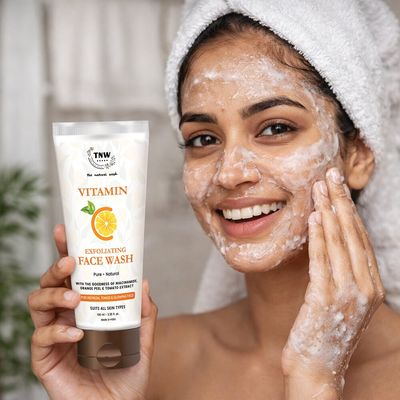 TNW The Natural Wash Vitamin C Face Wash Exfoliating With Walnut Beads| Suits All Skin Types