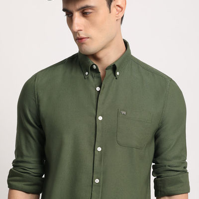Men Green Solid Slim Fit Cotton Casual Shirt | XL