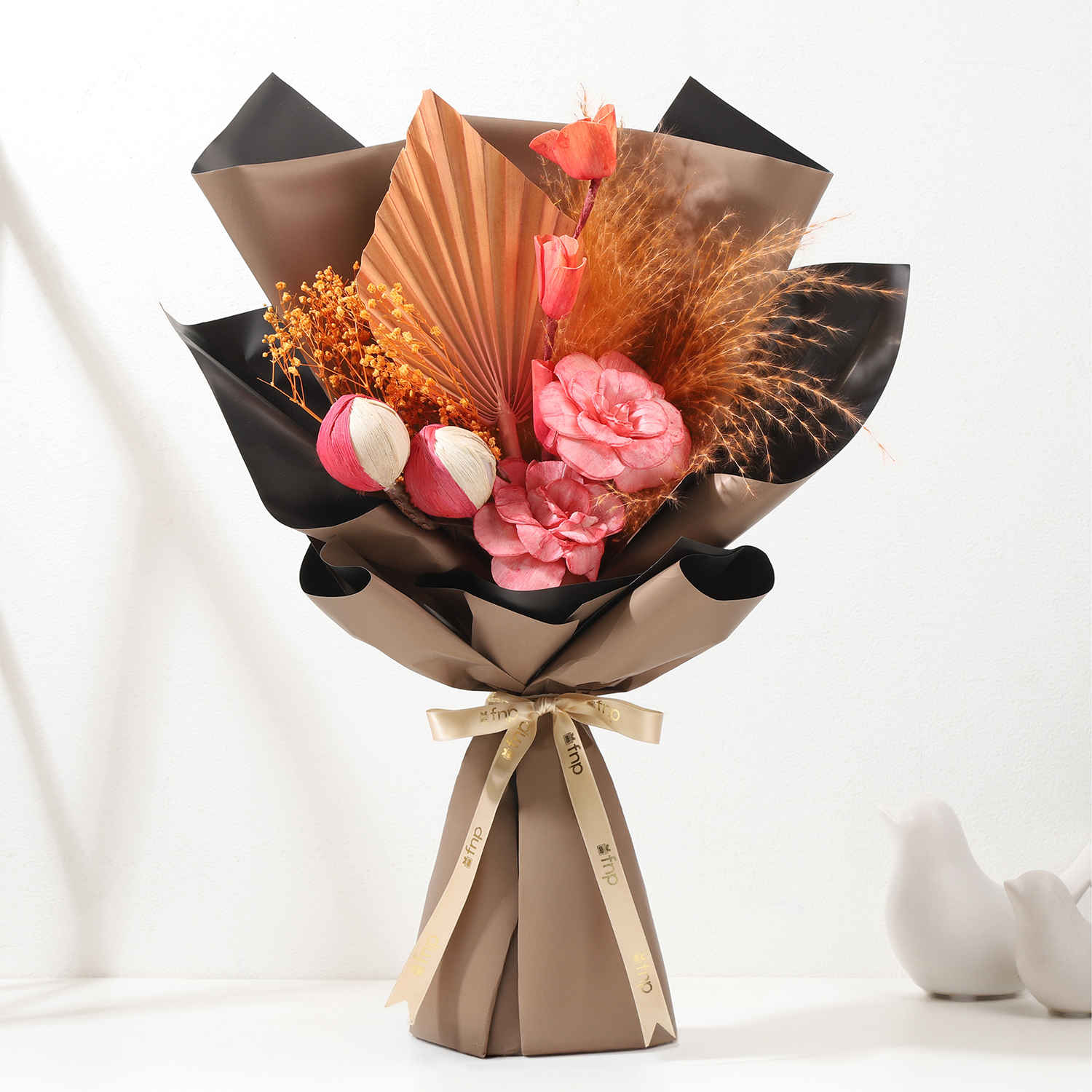 Flowers and bouquet - Buy Flowers and bouquet Online at Best Price
