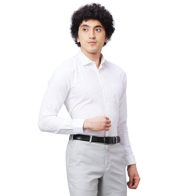 Park Avenue Men Slim Fit Pure Cotton Cut Away Collar Full Sleeve