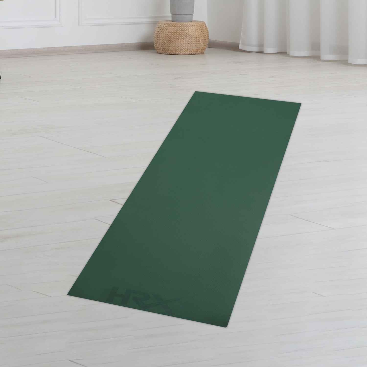 HRX Yoga Mat 4mm - Buy at ₹203 Online | Instant Delivery - Zepto