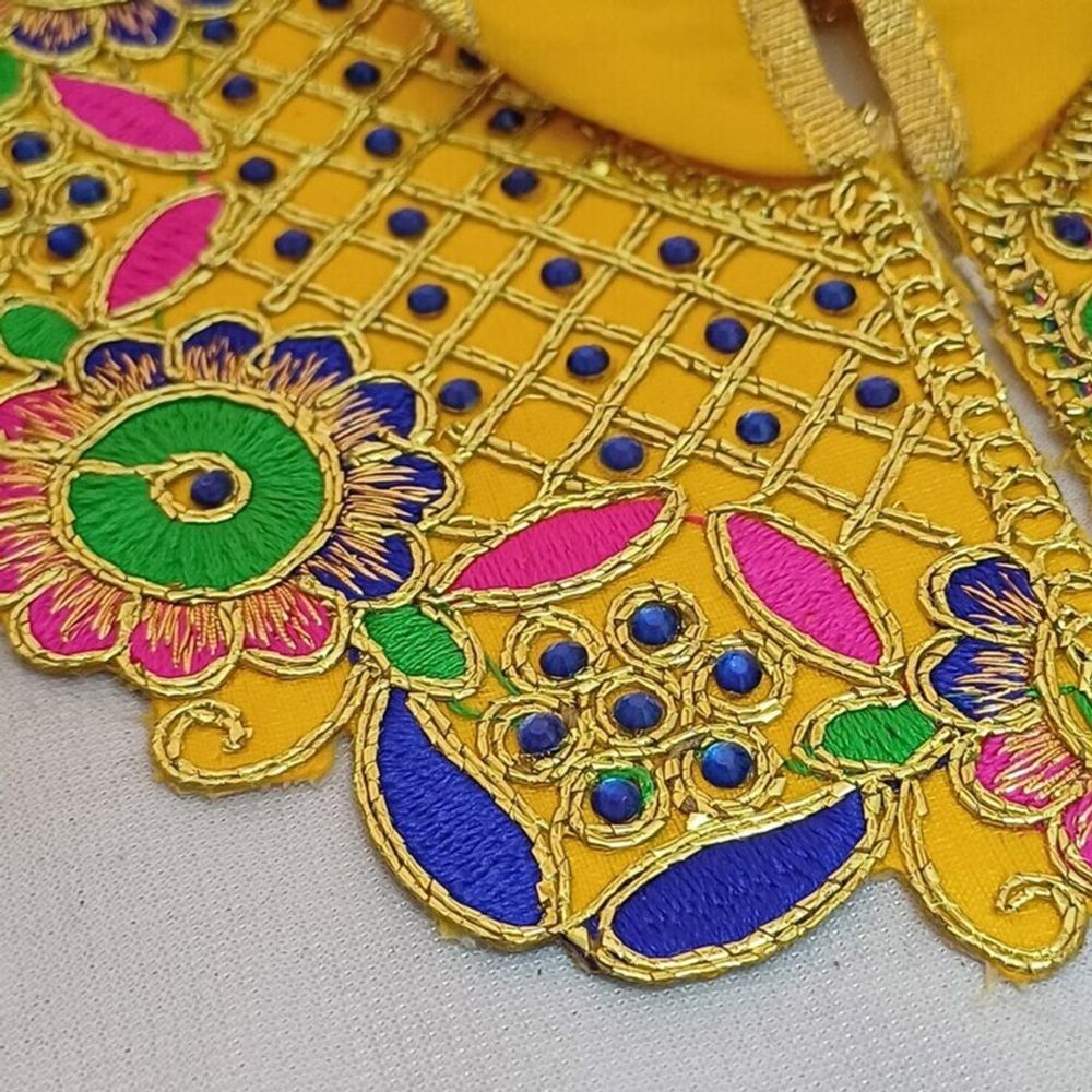 Gullak Laddoo Gopal Poshak | Size 4 | 8 inch - Yellow