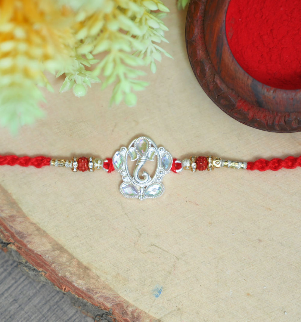 Aurum 3D Ganapati Rakhi - Divine Elegance