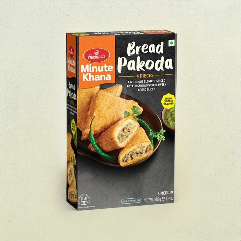Haldiram's Bread Pakoda with Chutney