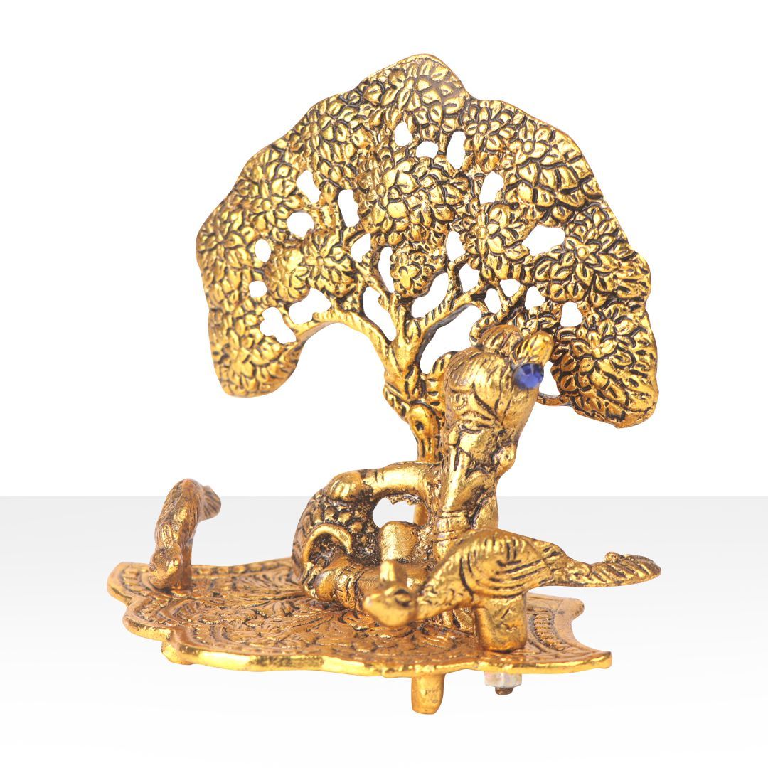 Devnidhii Laddu Gopal under Kadam Tree in Gold Polish