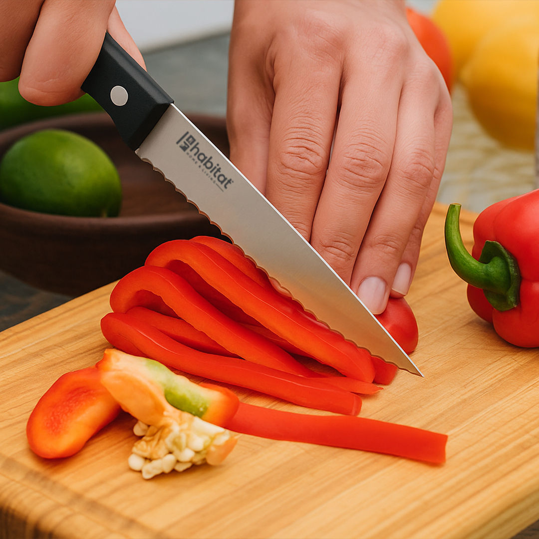 Habitat Professional 4.5 Inch Steak Knife With Ultra Razor-Sharp Blade With Precise Cutting