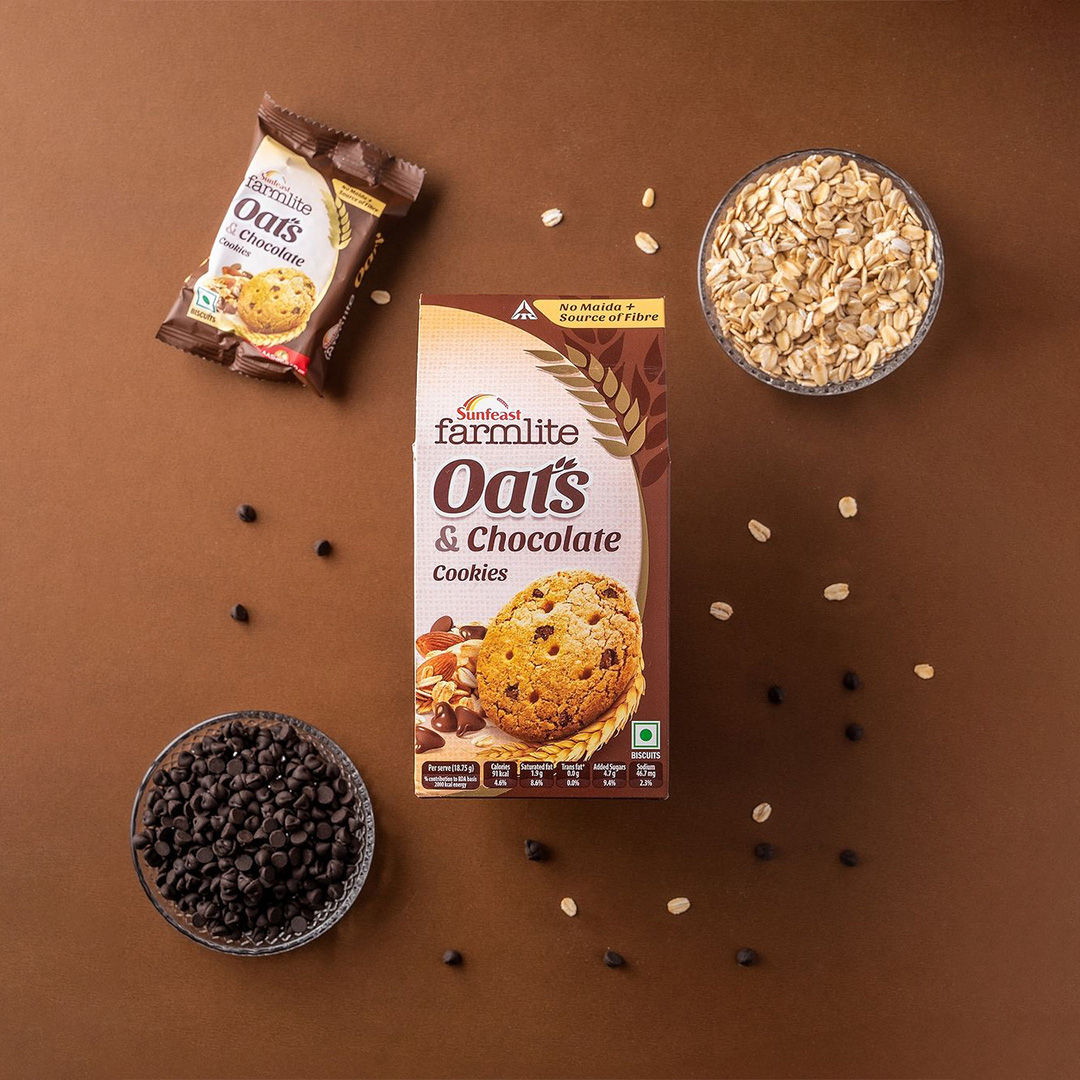Sunfeast Farmlite Gold Oats and Chocolate Biscuits | Trans Fat-free