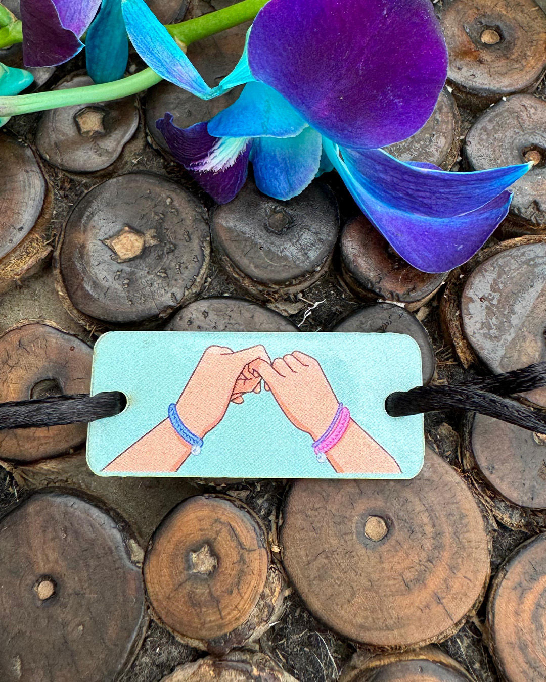 Mad Over Print Pinky Promise Band