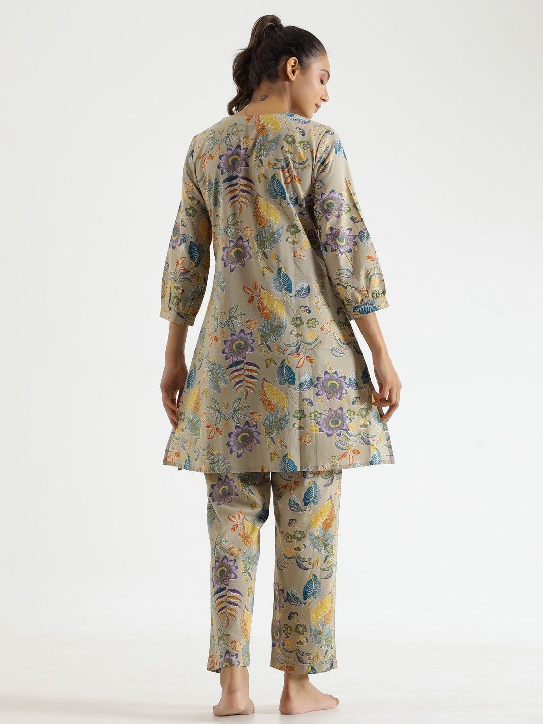 Sanskrutihomes Printed Pure Cotton Night Suit | Beige | L