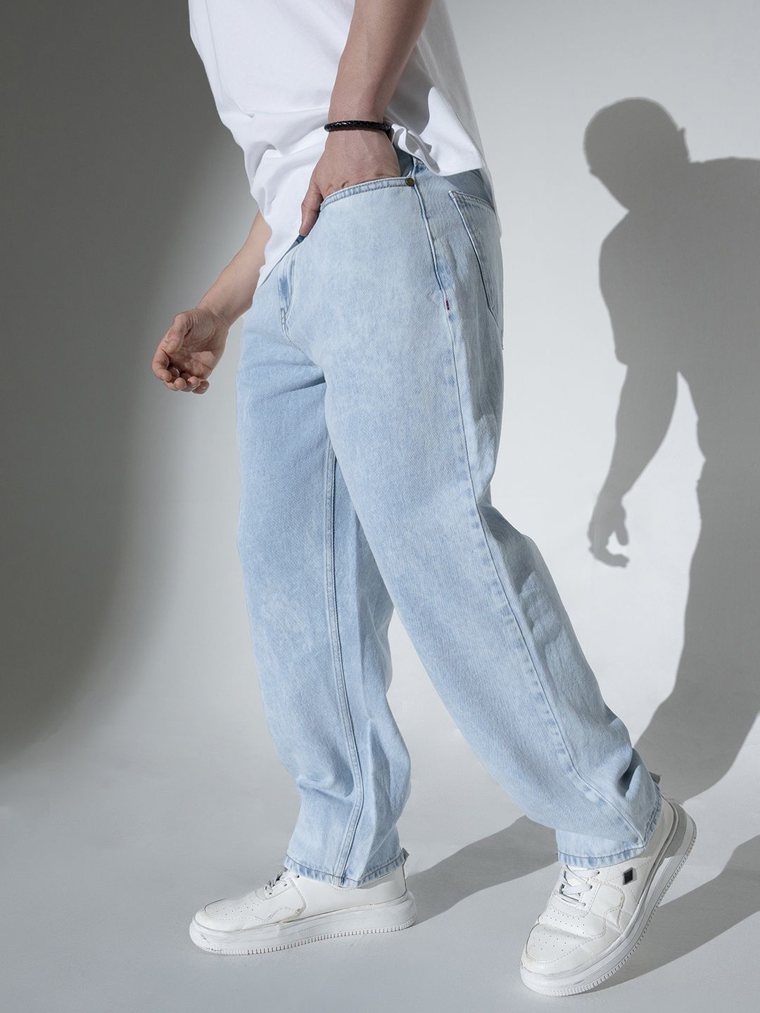 Hubberholme Men's Relaxed Fit Clean Look Stretchable Jeans | Light Blue - 32