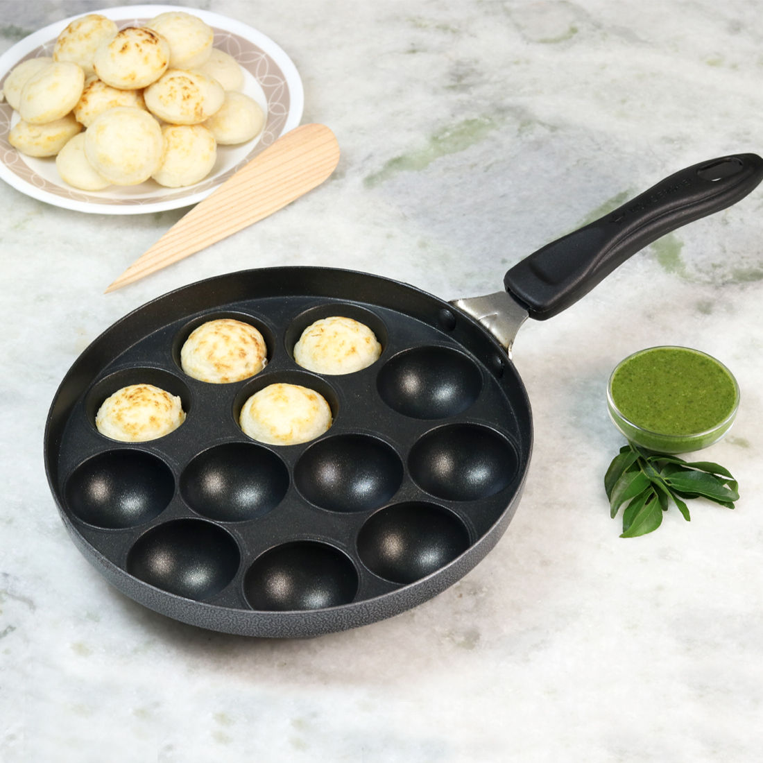 Wonderchef Non-Stick Appa Kara Cookware With 12 Cavities