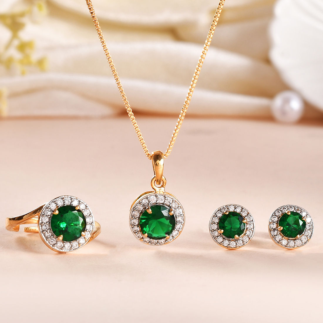Voylla Sparkling Essentials Green Round Cut Zircon Box Set