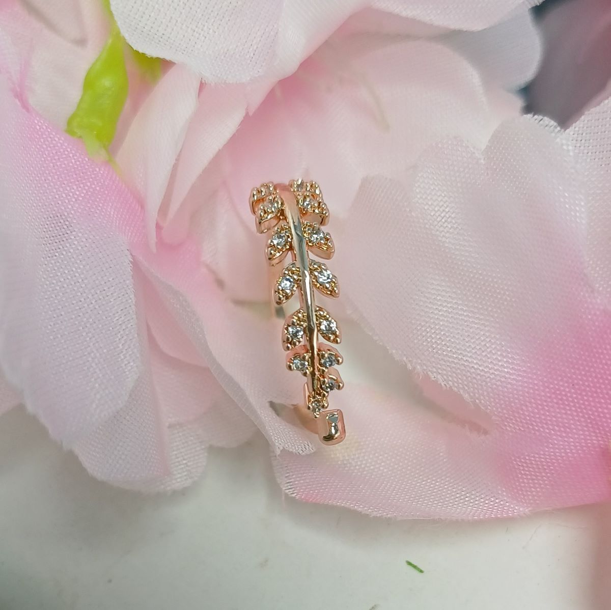 Leaf Ring- Flexible Size-Rosegold