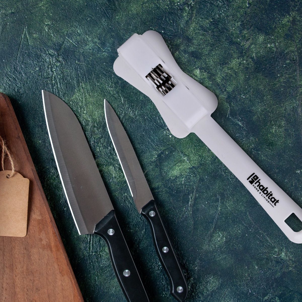 Habitat Professional Knife Sharpener | Egronomic | Comfortable | Compact And Easy To Use