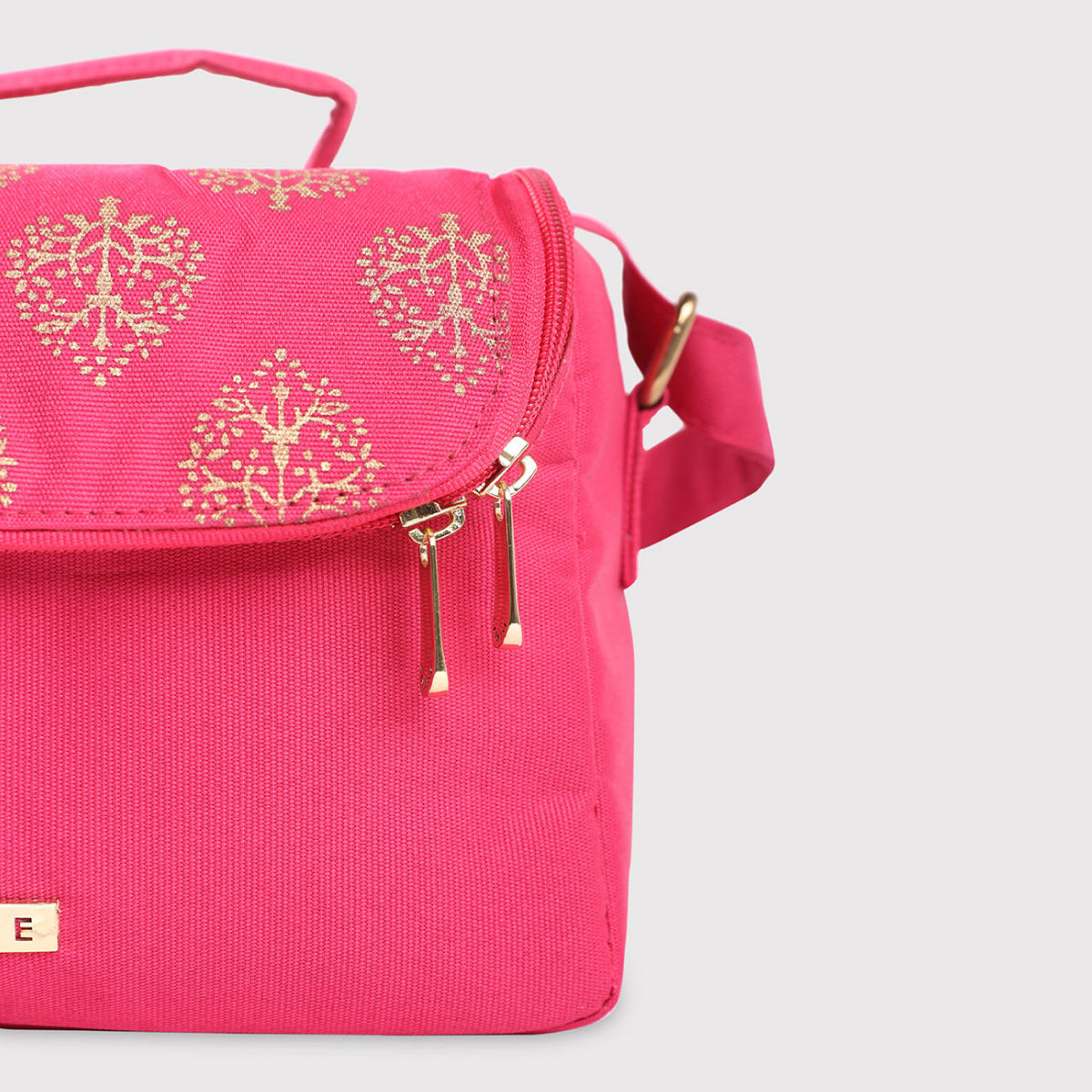Caprese Women's Rosy Vanity Case | Fuchsia - Medium