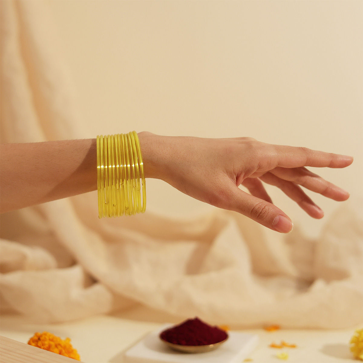 Oye Happy Yellow Glass Bangles Size 2.6