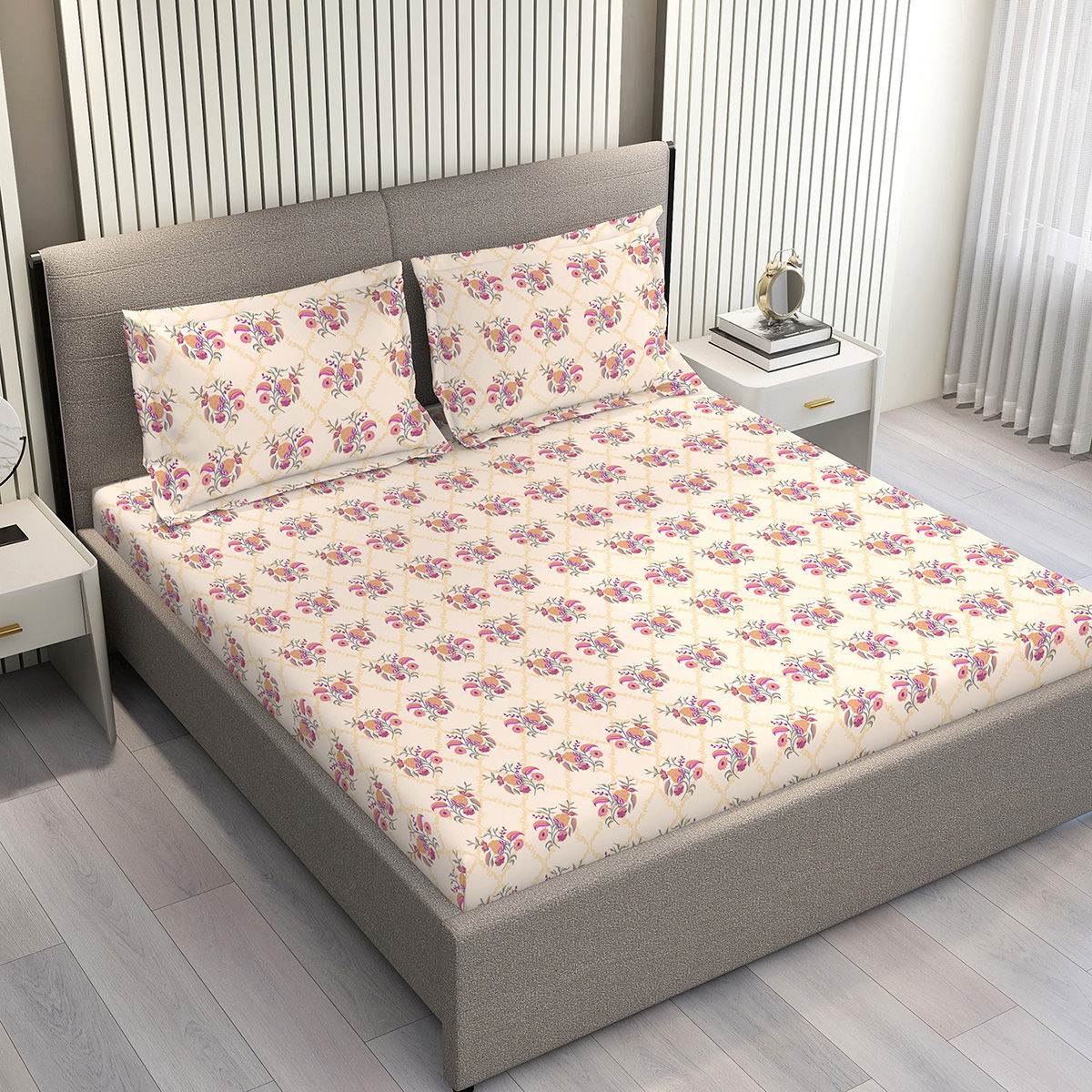 Layers Lumina Floret 100% Cotton 144 TC Pink King Bedsheet with 2 Pillow Covers