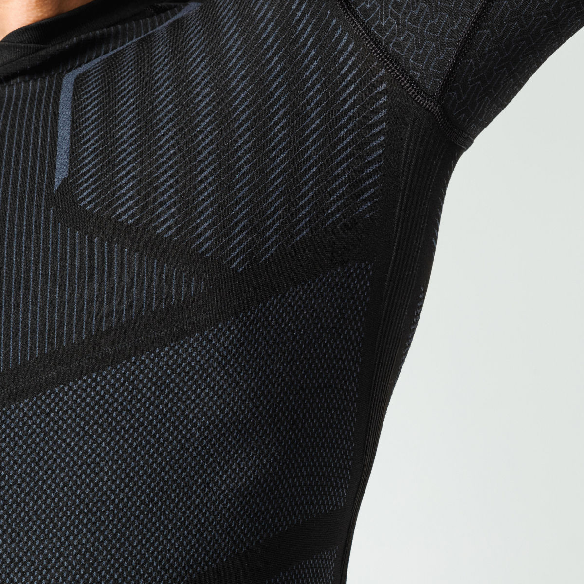Kipsta By Decathlon Men's Quick Dry Long Sleeve Compression T-shirt | Black - S