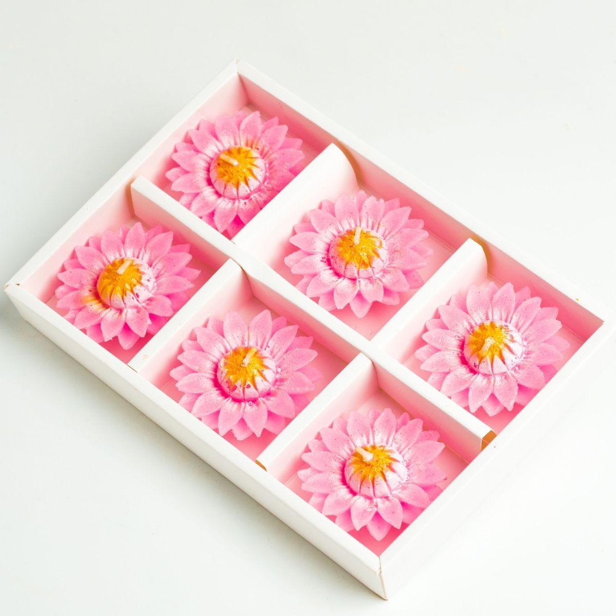 Auradecor Floating Flower Candles Gift Set