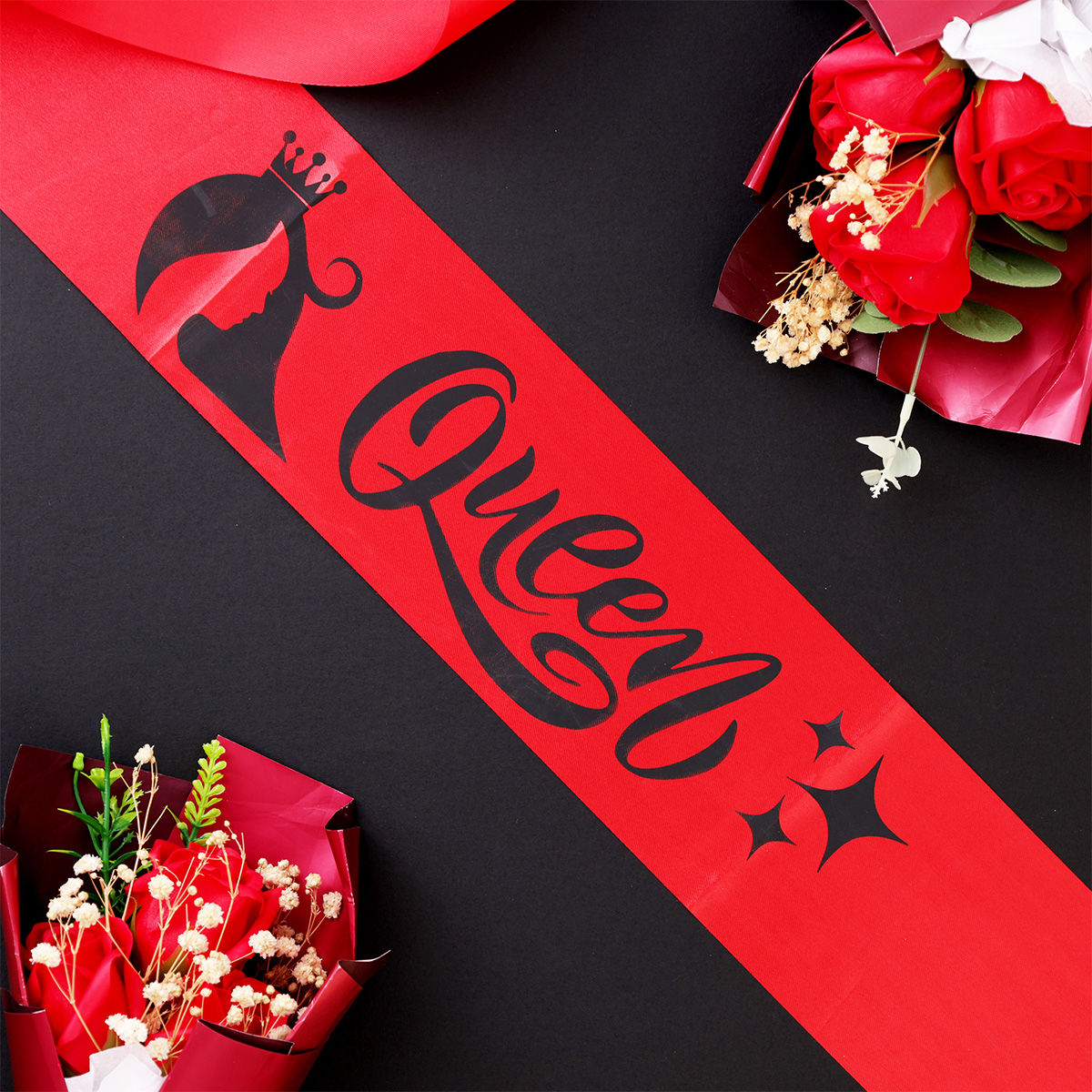 Oye Happy Queen Sash