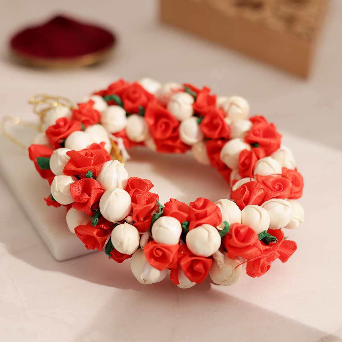 Oye Happy White and Red Flowers Gajra | Artificial