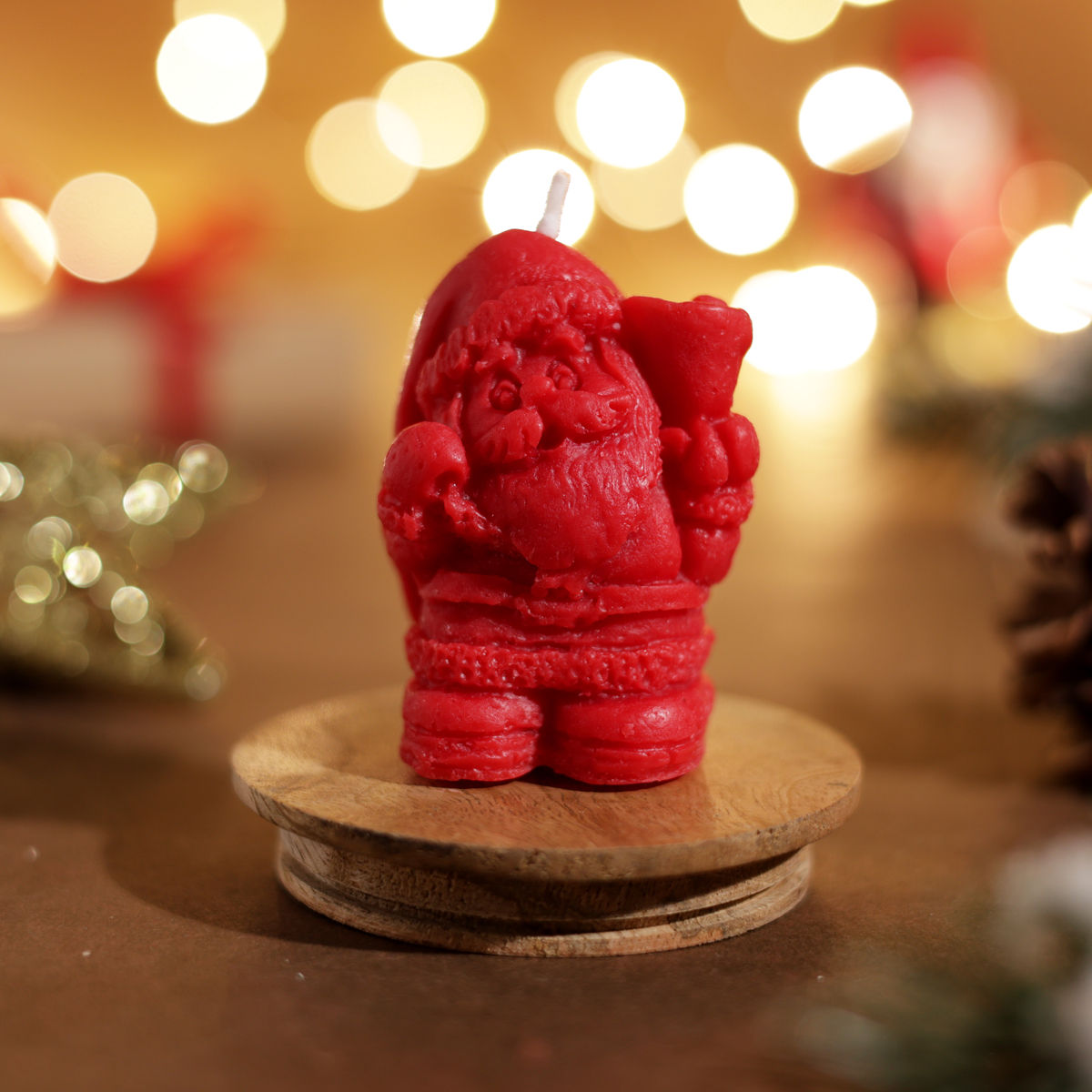 Oye Happy Santa Shaped Candle