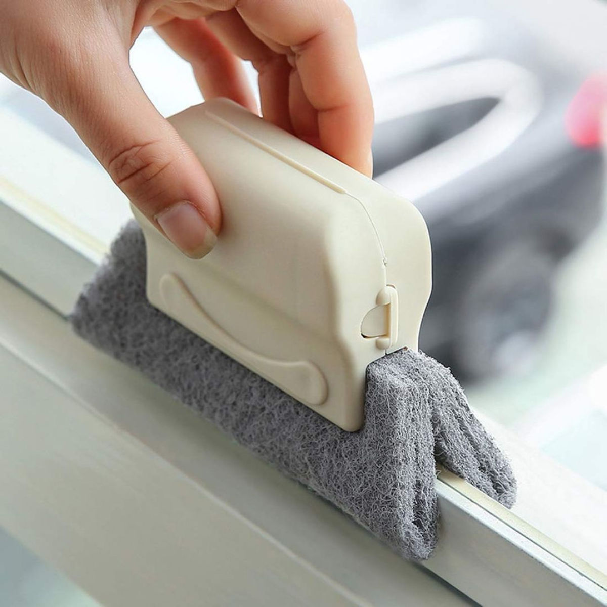 Se7en Window Cleaning Brush, Assorted Colour