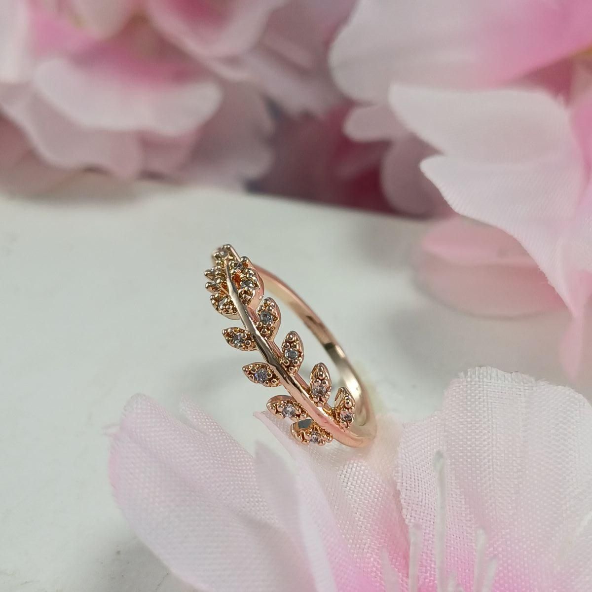 Leaf Ring- Flexible Size-Rosegold
