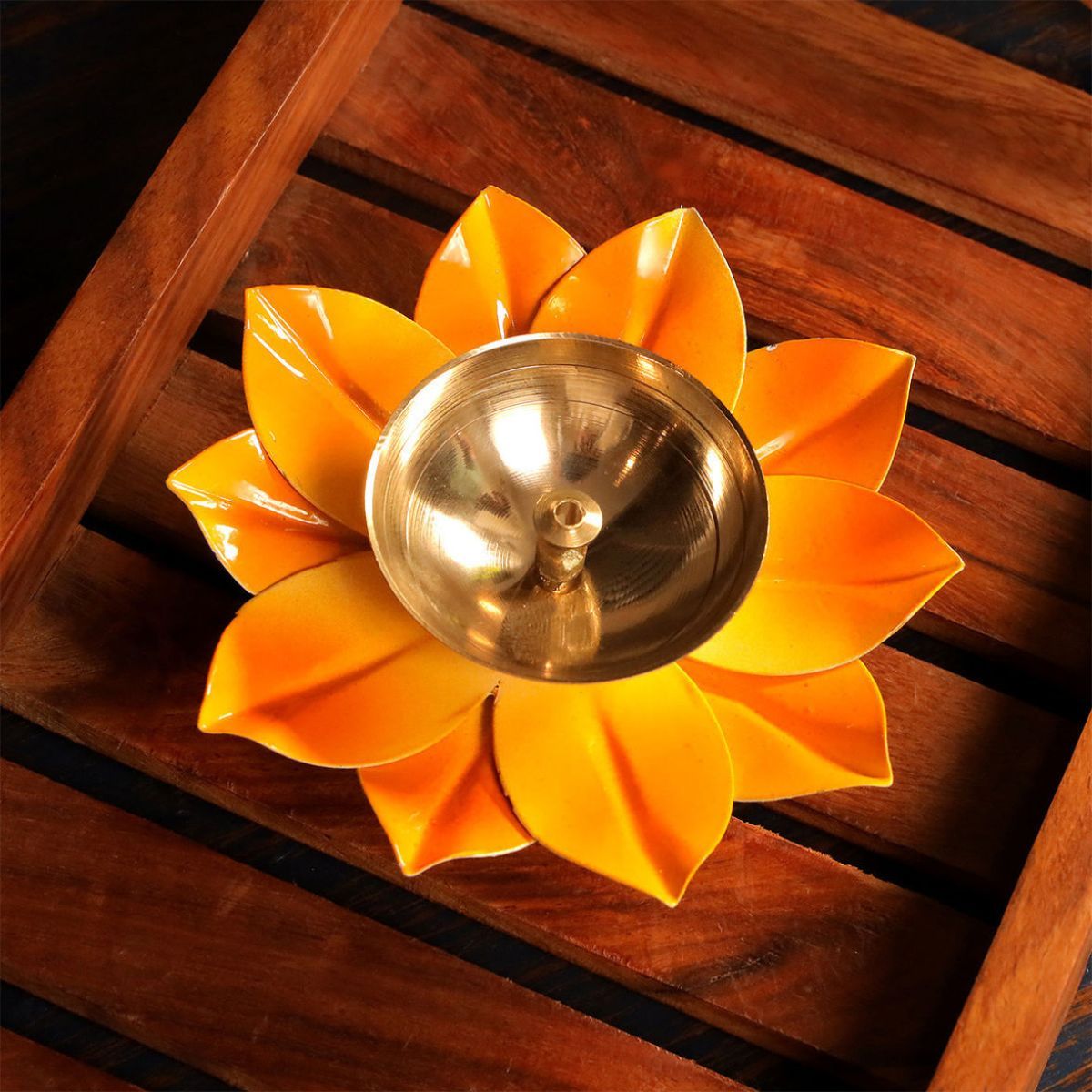 Aksharveda Metallic Flower Diyas