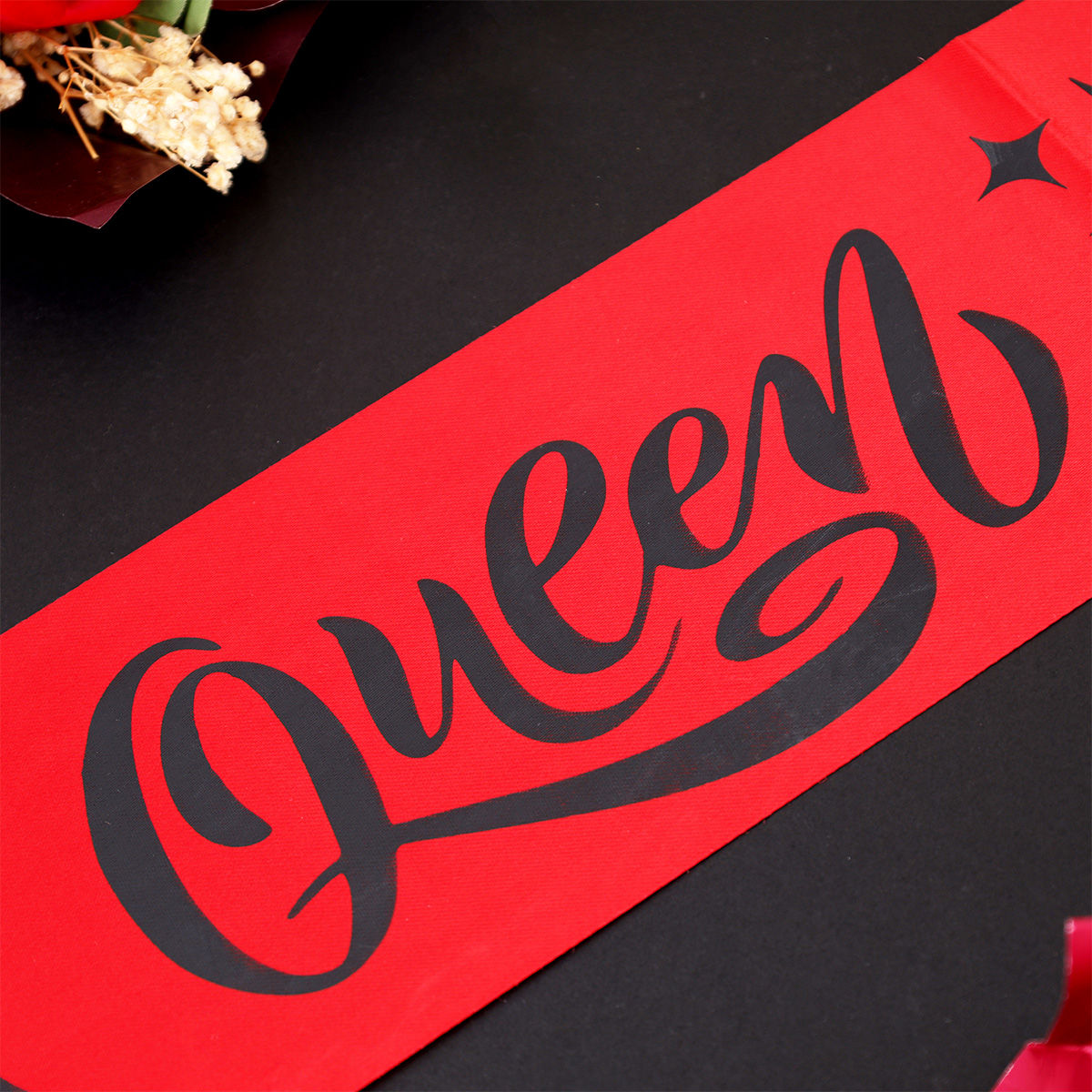 Oye Happy Queen Sash