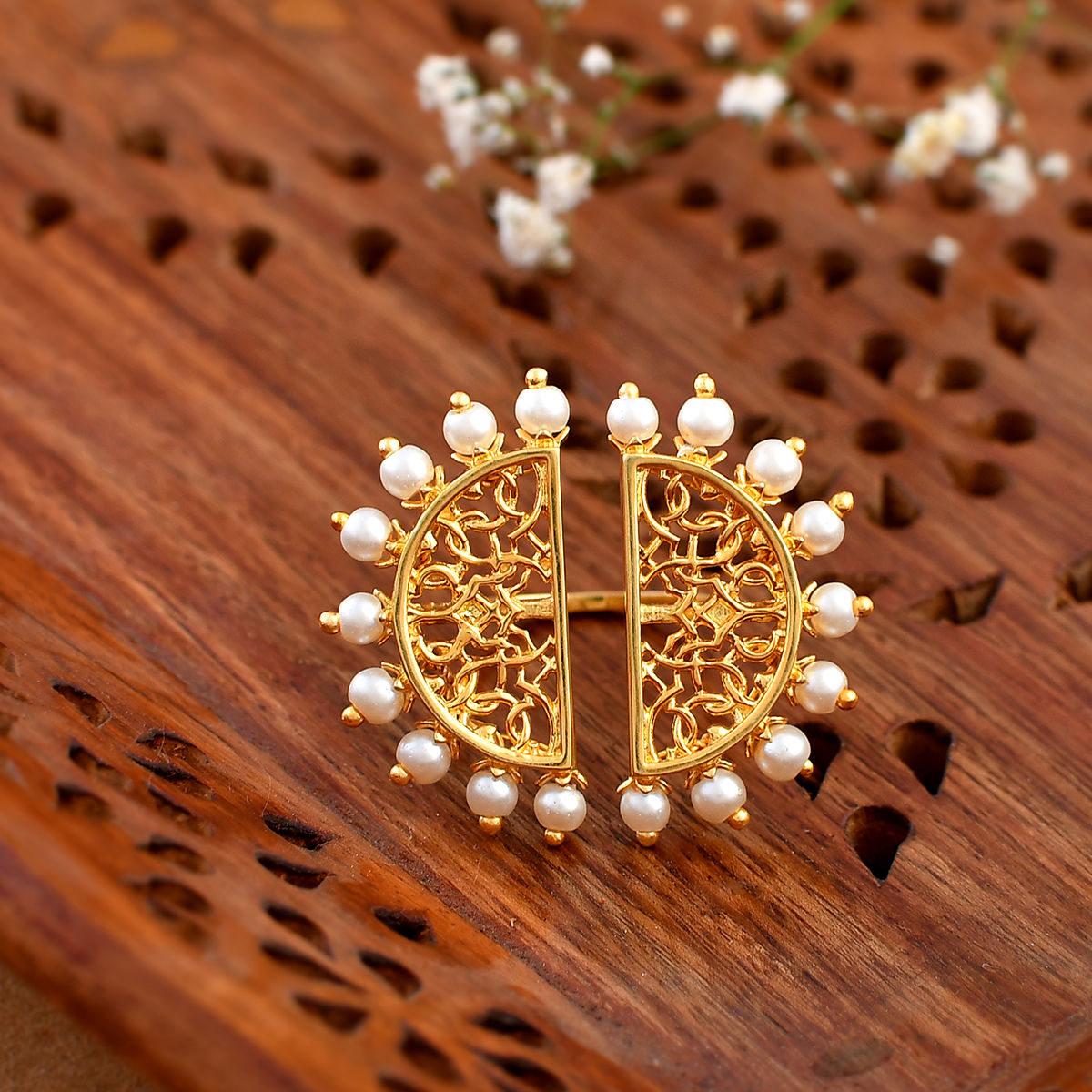 Voylla Nazakat Afreen Statement Open Ring