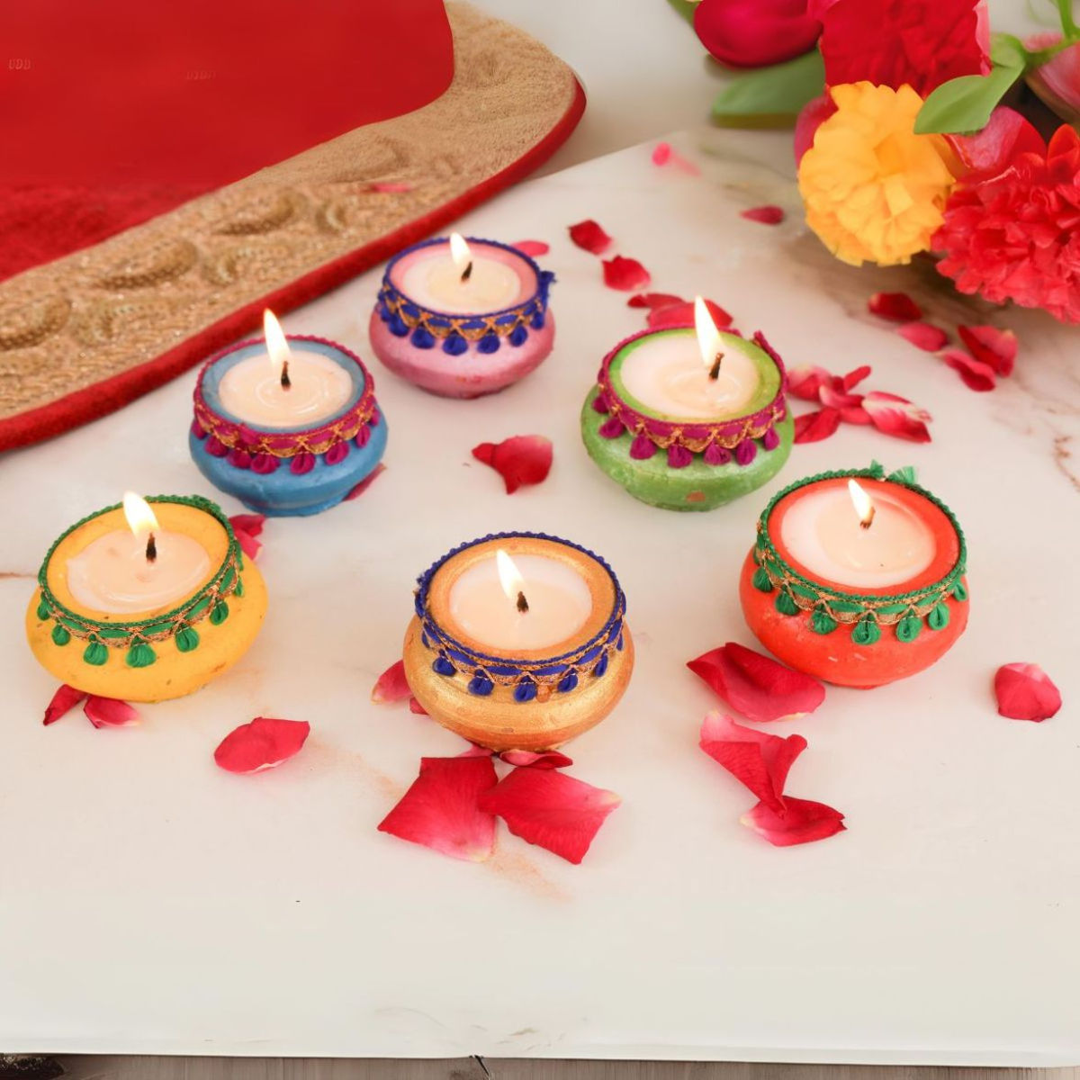Walton Festive Earthen Matki Diyas Set | 2.5 Hour Burn Time