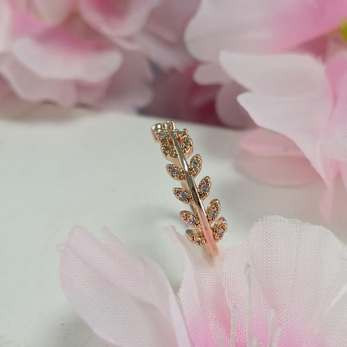 Leaf Ring- Flexible Size-Rosegold