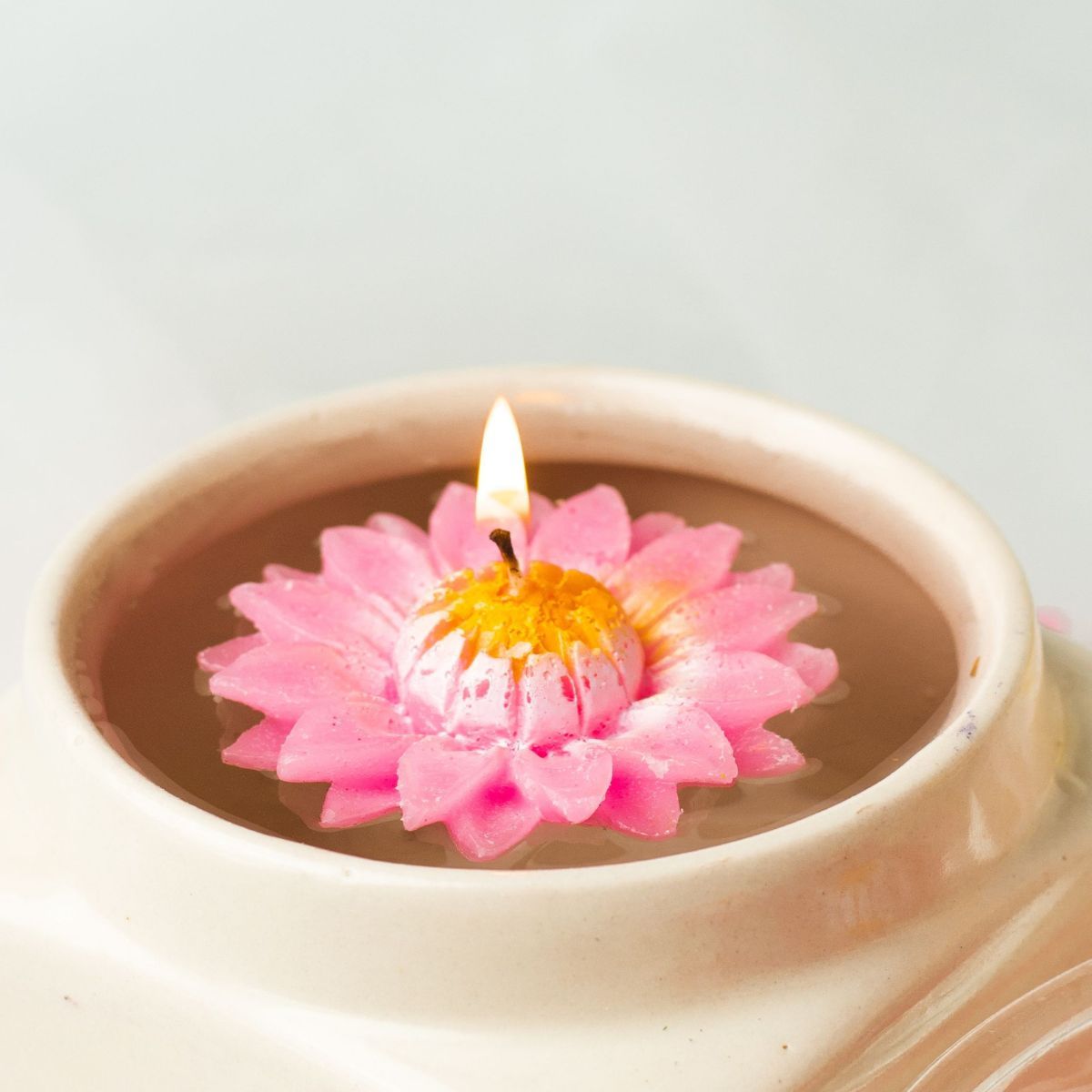 Auradecor Floating Flower Candles Gift Set