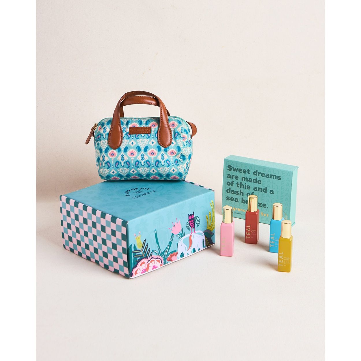 Chumbak Scent and Saunder Gift Set