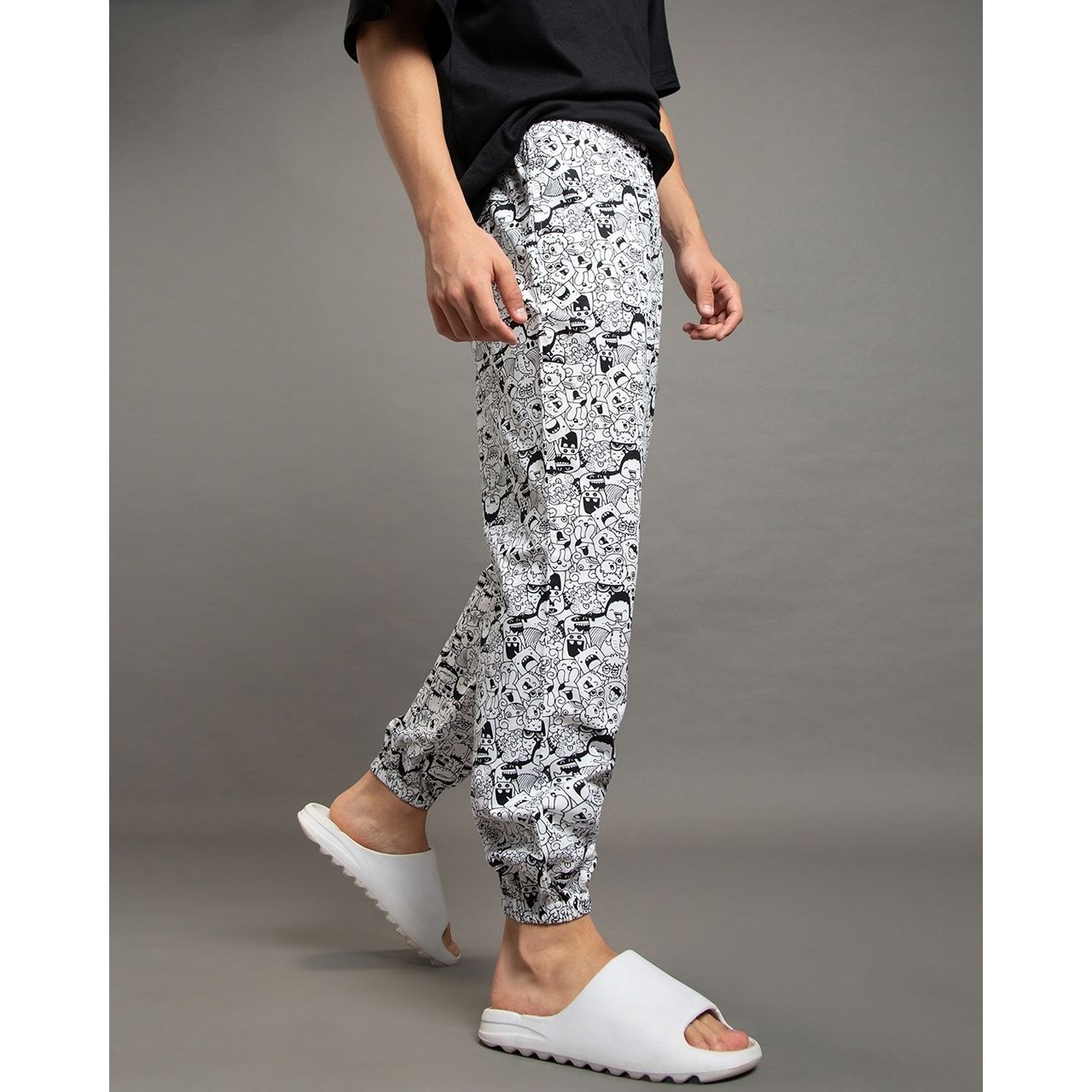 Bewakoof Men's All Over Printed Pyjamas | White - XL