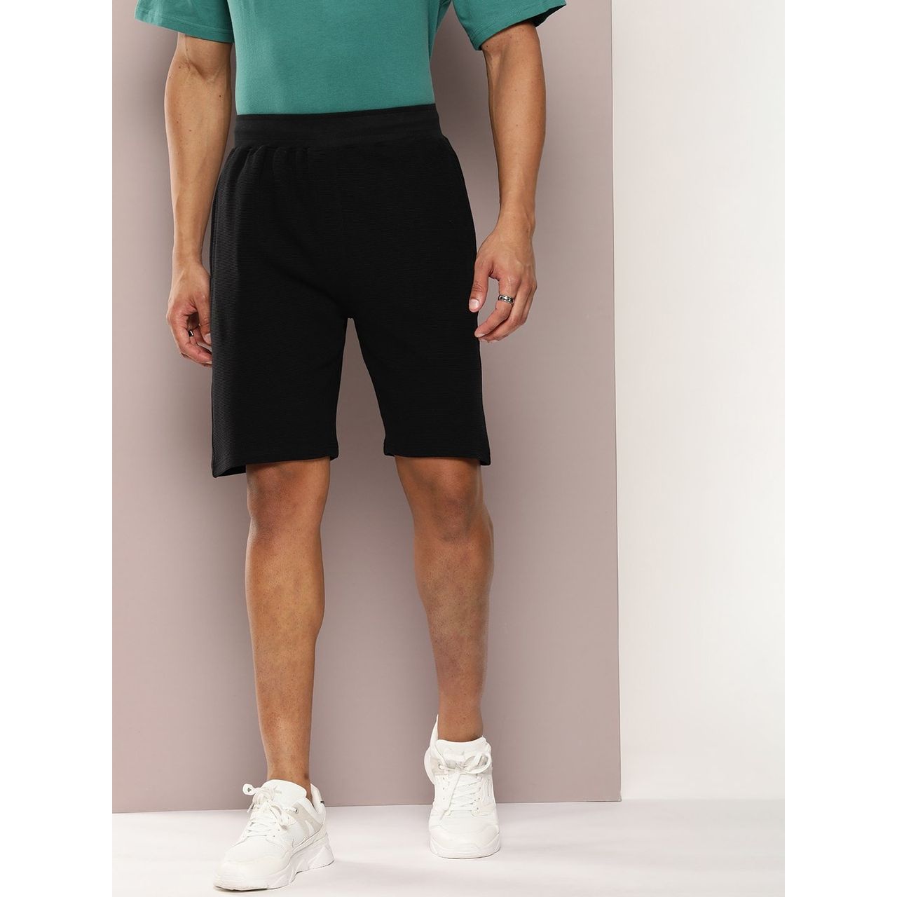 Dillinger Men's Solid Regular Shorts | Black - L