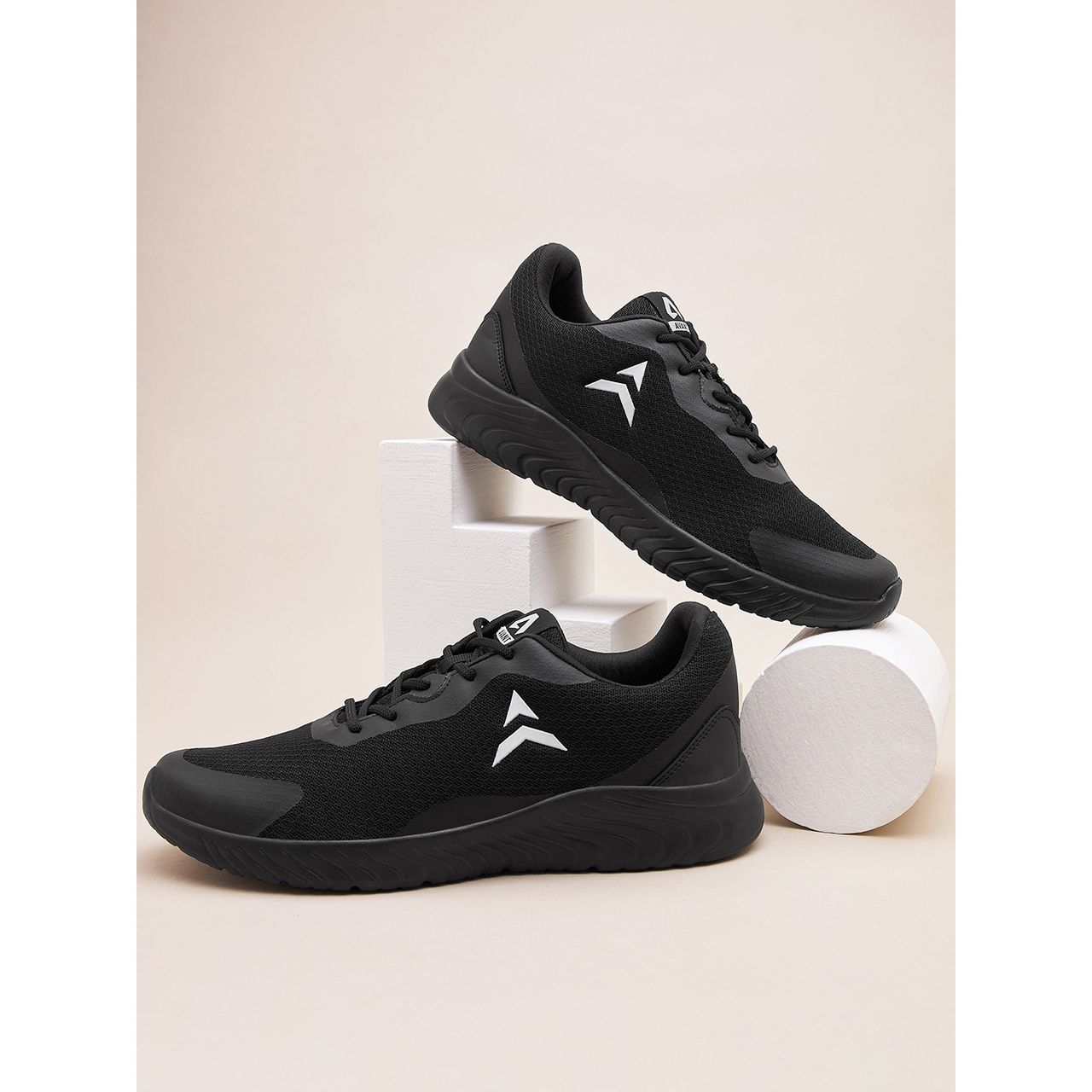 Avant Men's Trigger Walking Shoes | Black | UK 10