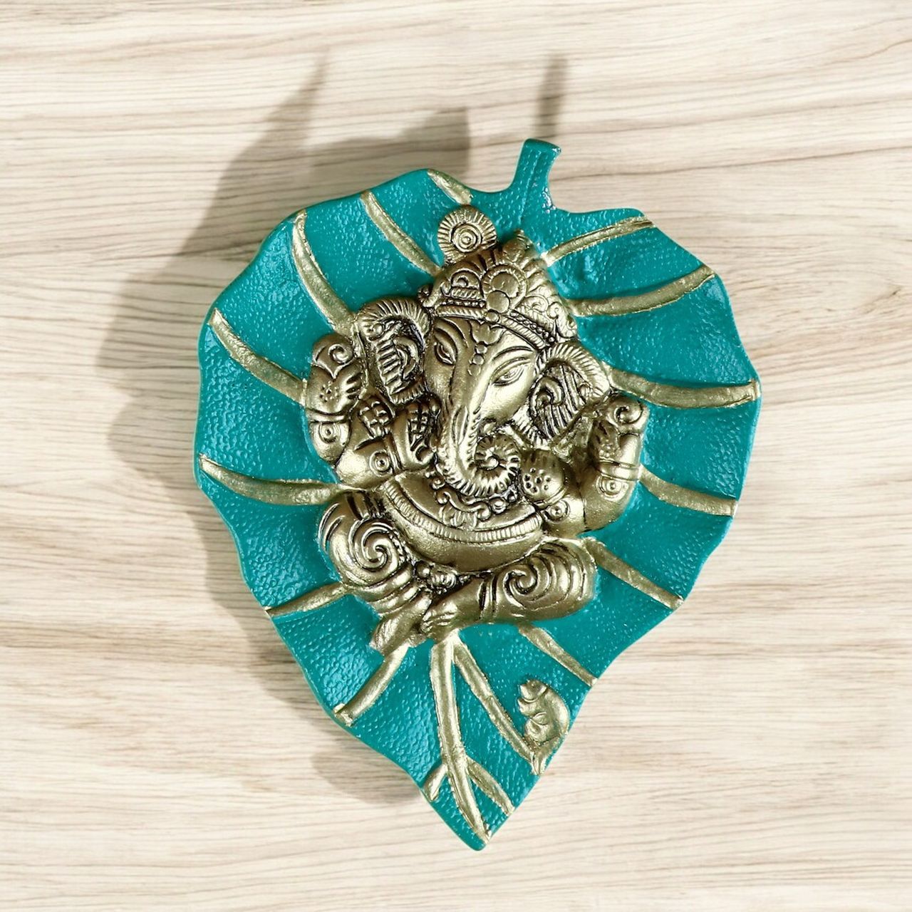 Satvik Leaf Ganesh - Big (Green)