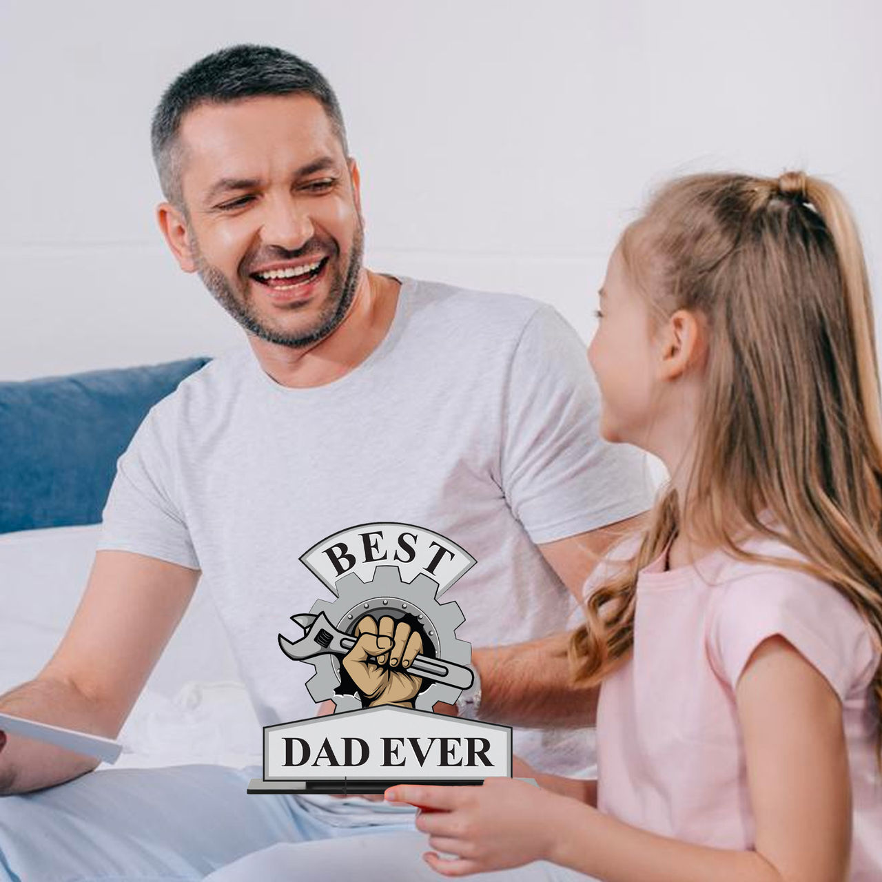 Party Propz Best Dad Ever Trophy