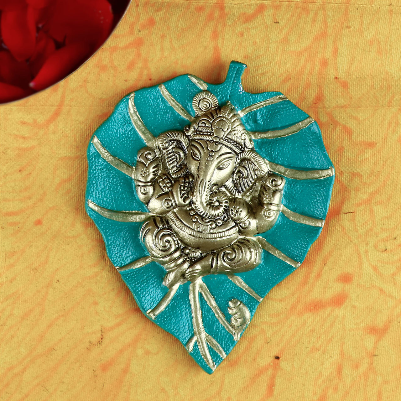 Satvik Leaf Ganesh - Big (Green)